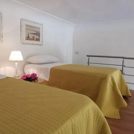 Luxury Carmen N 2 Centro Storico Di Holiday home Taormina