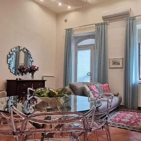 Luxury Carmen N 2 Centro Storico Di Holiday home *
